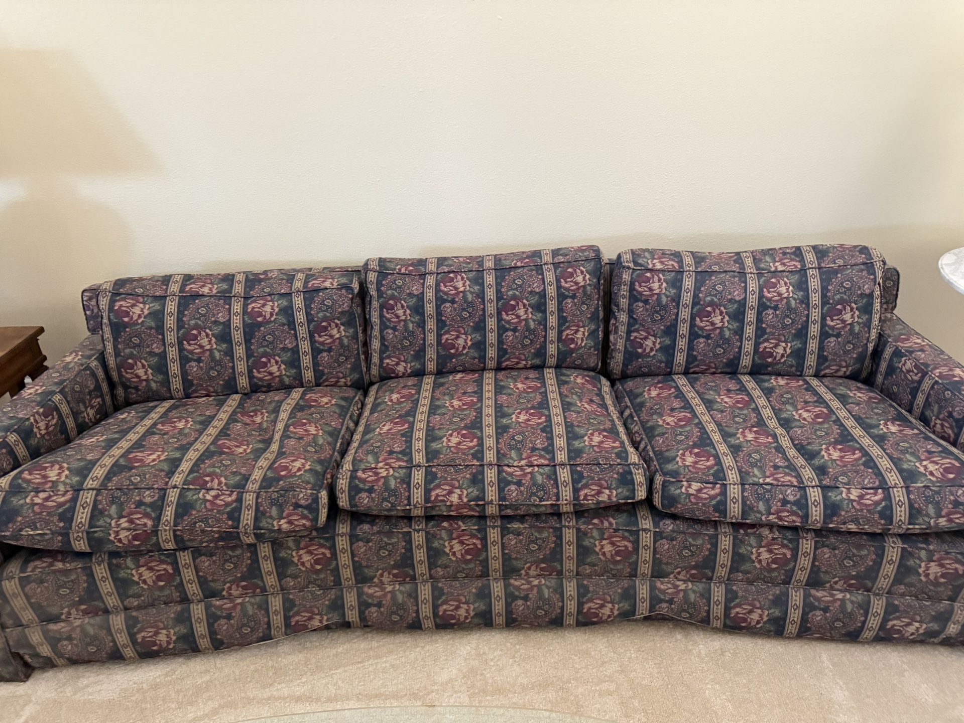 Super Clean Super Comfortable Couch!