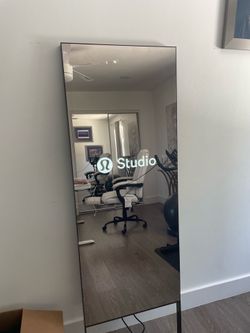 Lulu lemon Workout Mirror