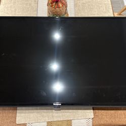 40 Inch Roku Tv With Tv Wall Mount Included
