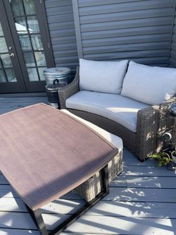 Brand New Still In Box Patio Set 