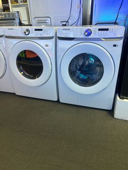 Samsung Front Load Washer and Gas Dryer in White!