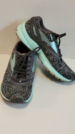 BROOKS WOMEN SIZE 7.5