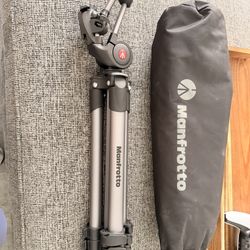 Manfrotto Tripod