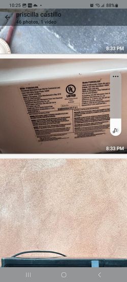 Black Microwave oven
