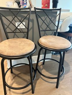 Set of 2 Counter Height Bar Stools – Metal Frame