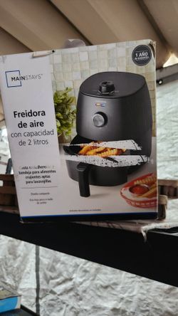 Mainstays 2.2 Qt Air Fryer in Arctic Black with Non-Stick Basket