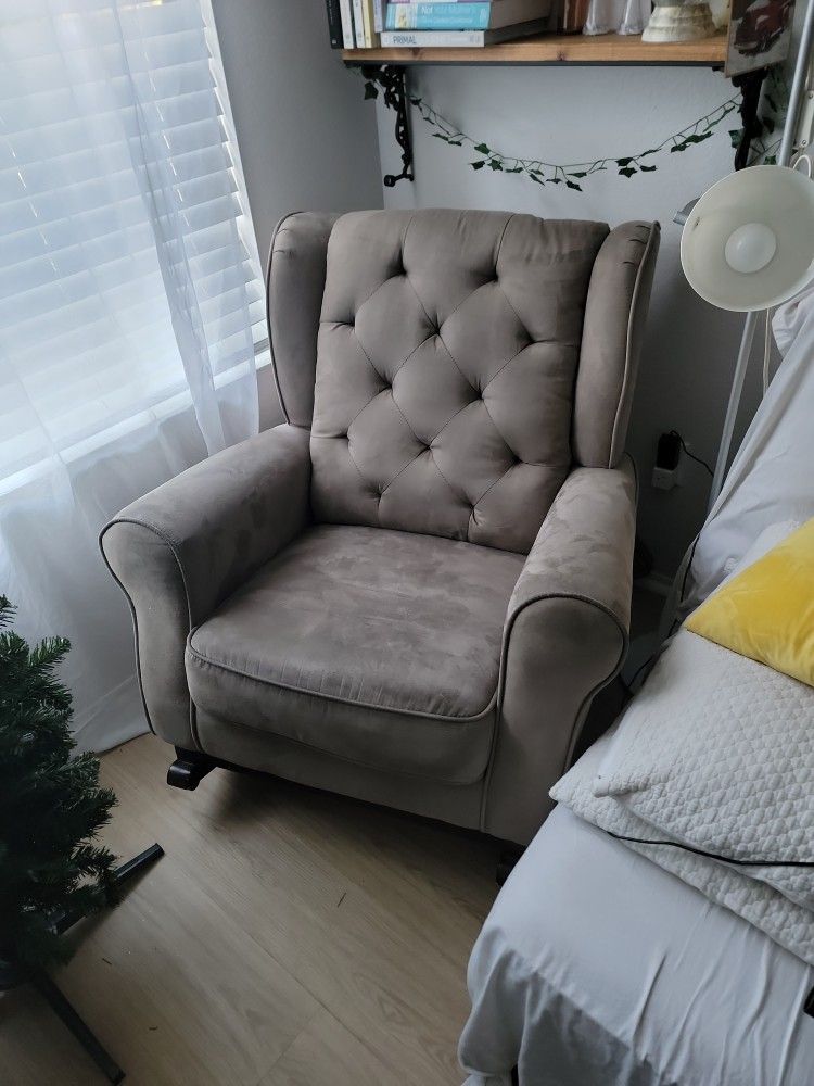 Tufted Fabric Rocking Chair 