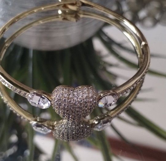 Beautiful 14k Gold Plated Bracelet