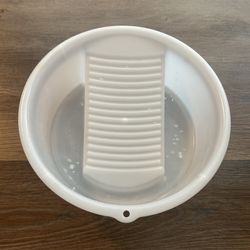 Washboard basin for hand washing clothes