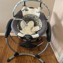 Graco baby swing chair
