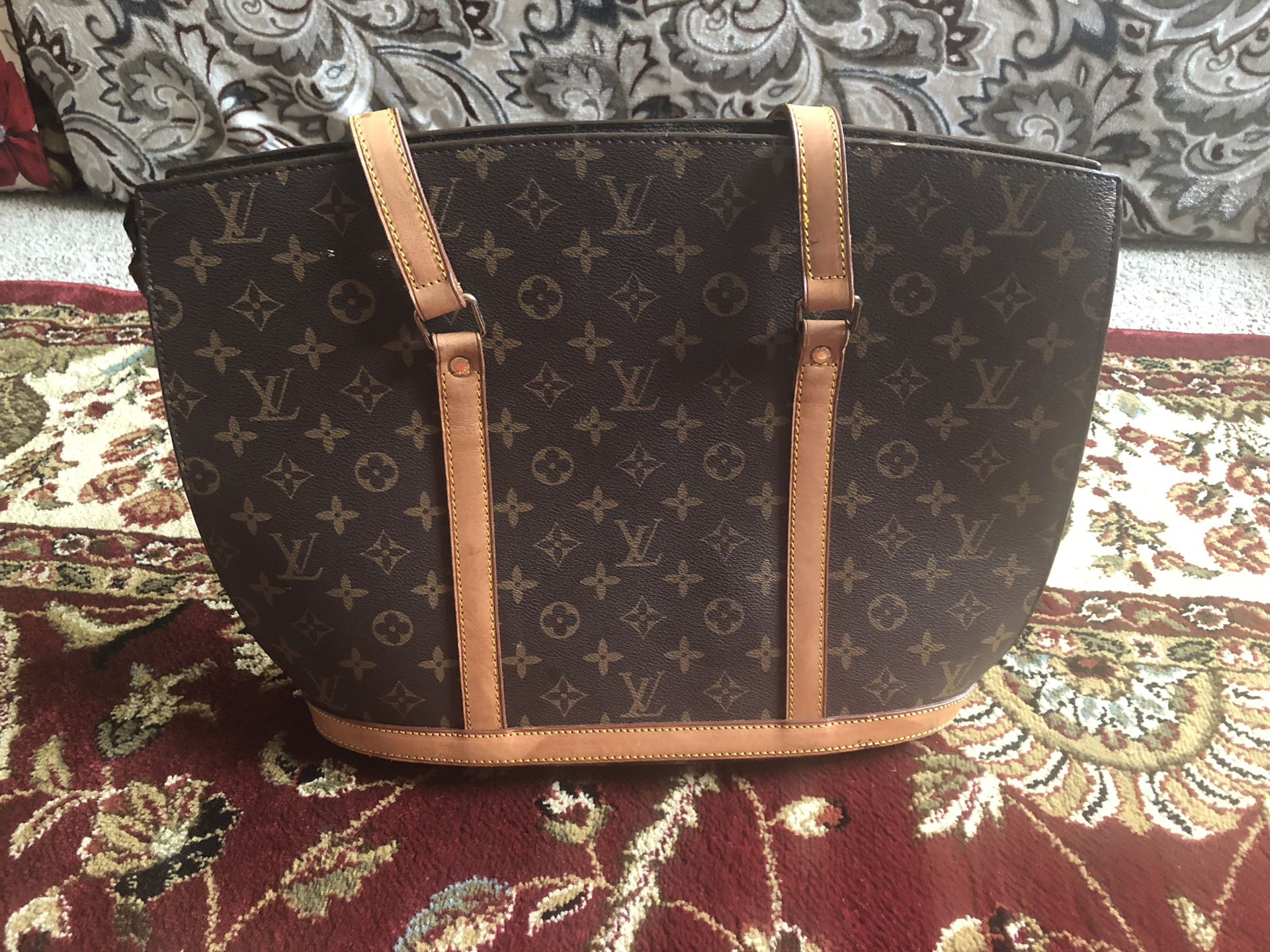 Louis Vuitton Women’s shoulder bag .. used for Sale in San Leandro, CA -  OfferUp