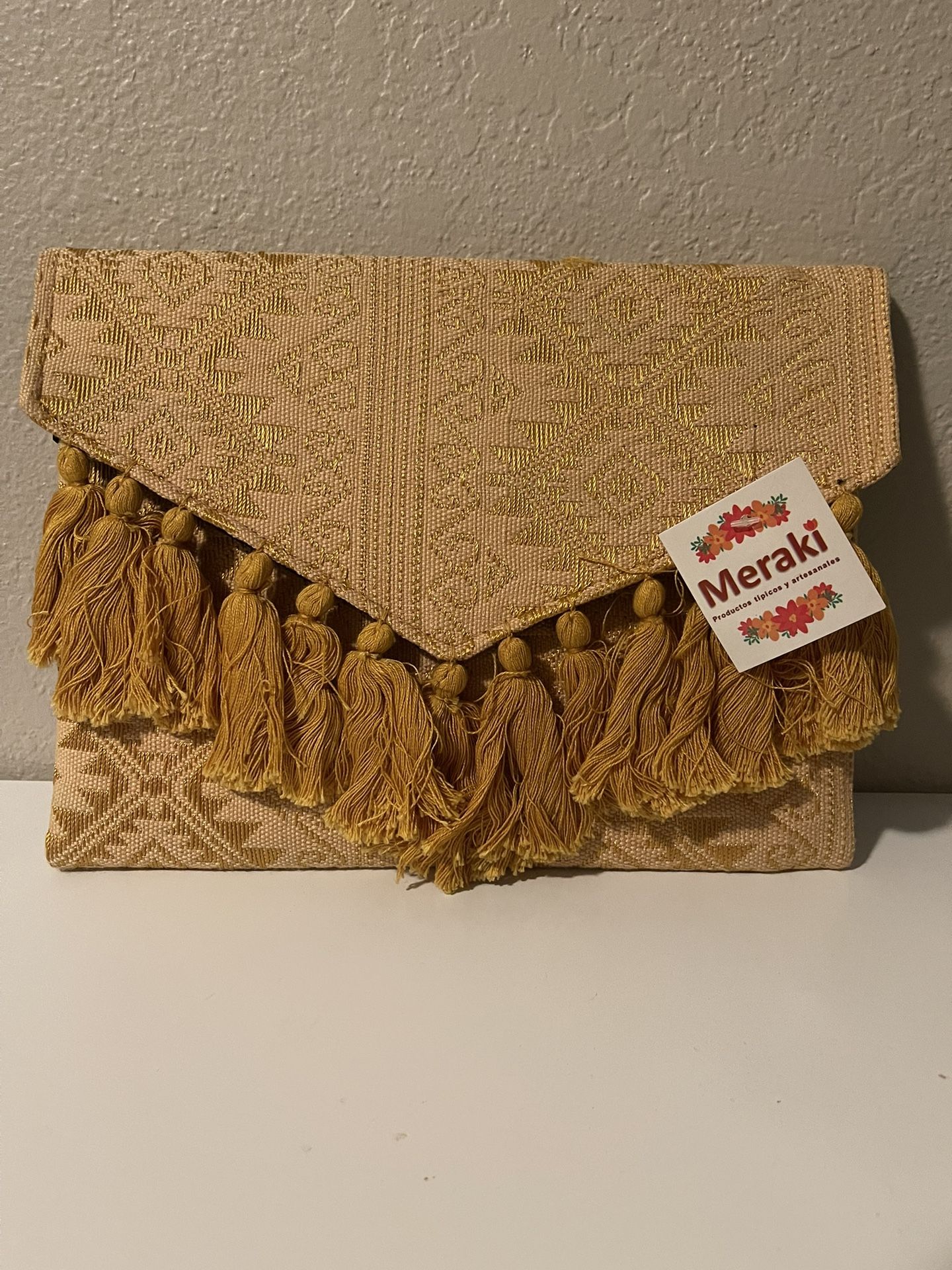 Women’s Mustard Mexican Embroidered Black Lining Crossbody Purse Snap Closure.