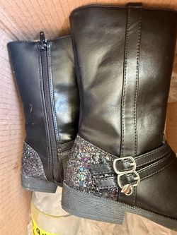 Girls boot size 10