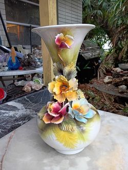 Capodimonte 18" Vase