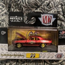 M2 1969 Chevrolet Camaro Z/28 RS Chase