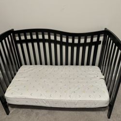 Black Baby Crib With Mattress 