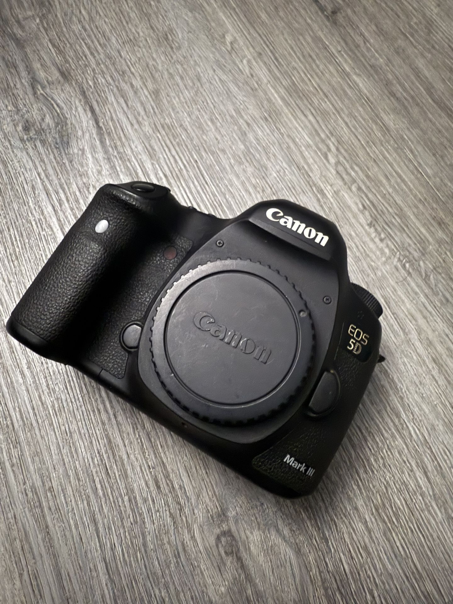Canon Eos 5d Mark iii Body