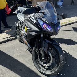 Brand New Rz Electric Motorcycle 