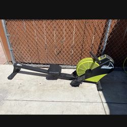 Rowing Machine 