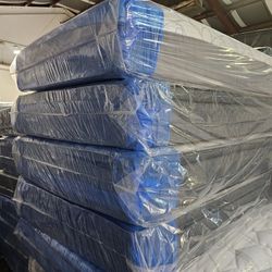 Mattresses Priced To Go Single Twin Mattress 99 Full Double 159 Queen Bed 179 King 229 California King 229 Frame 69 XL Twin Mattresses 