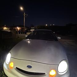 1996 Ford Taurus