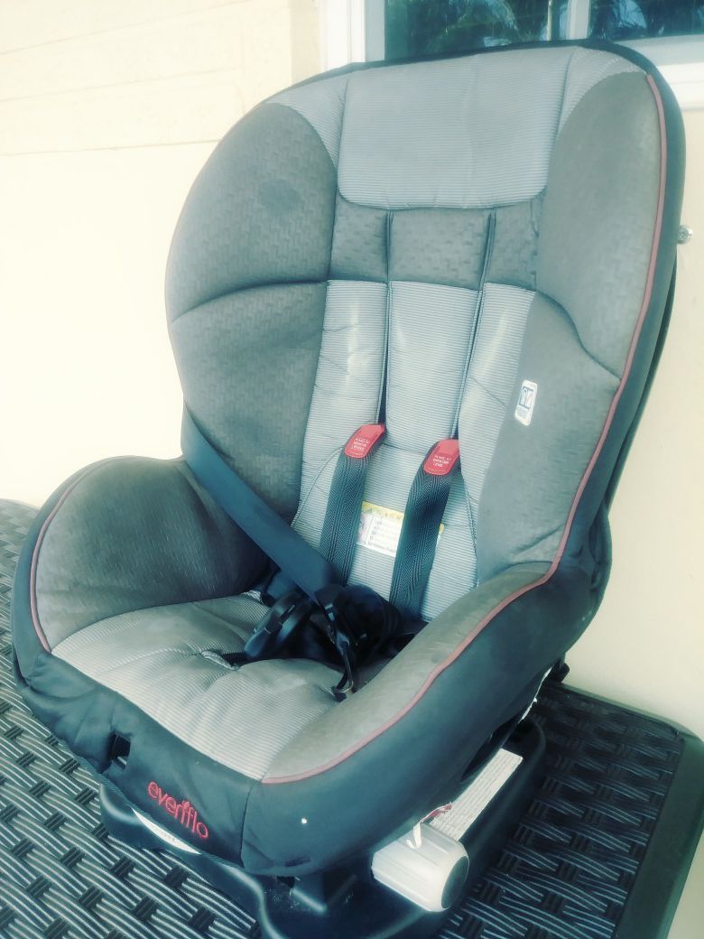 Car seat up to 80 pounds
