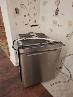 2 dishwashers, used once, for $250 cash.