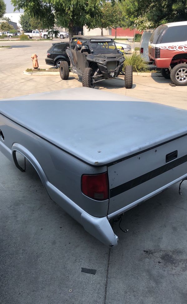 95 Chevy S10 Long Bed With Snug Top Cover For Sale In Tulare Ca Offerup