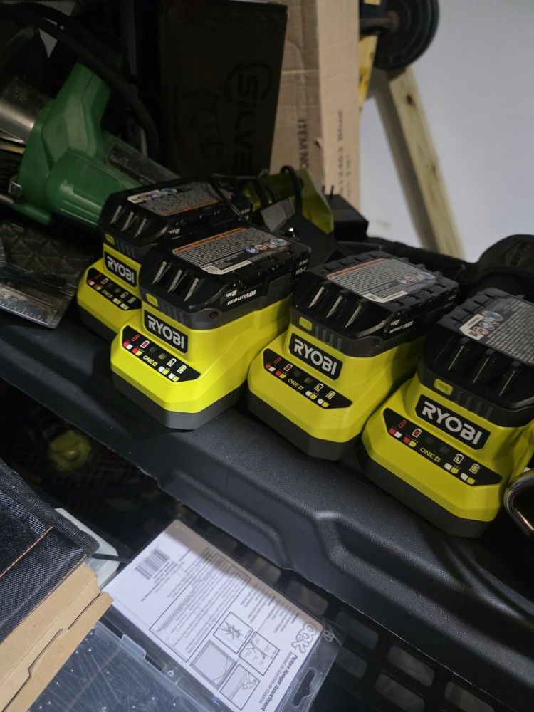 Ryobi Charger w/2ah Battery