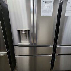 29 cu. ft. SMART Standard Depth MAX French Door Refrigerator
with Full Convert Drawer in PrintProof Stainless Steel