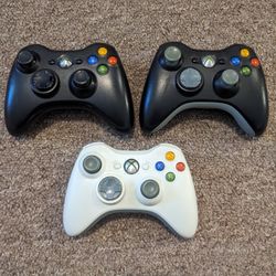 Xbox 360 Controllers - Great Condition 