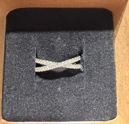 Sterling silver ring (925)