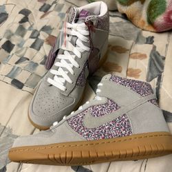 Nike Dunk High Premium “Logan Berry” women size 6.5 NEW 