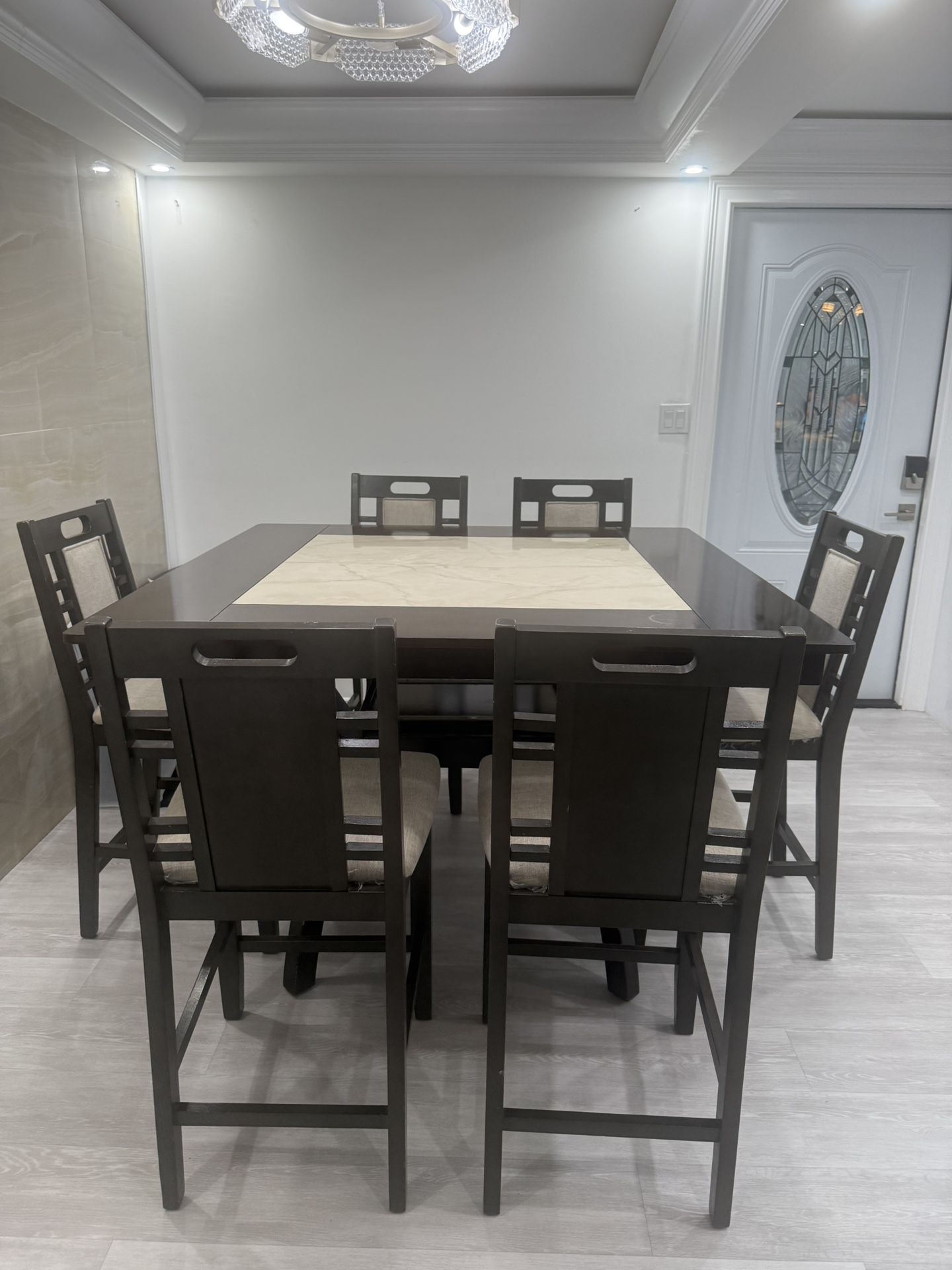 Dinning Table