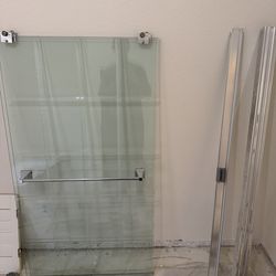 Bathtub Doors 55”x60”