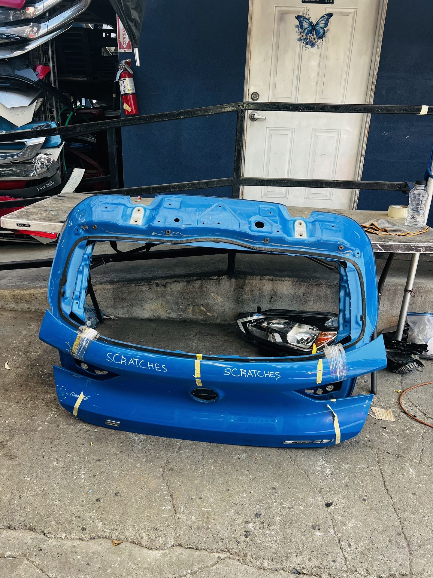 2018-2020 BMW X2 Tailgate Oem