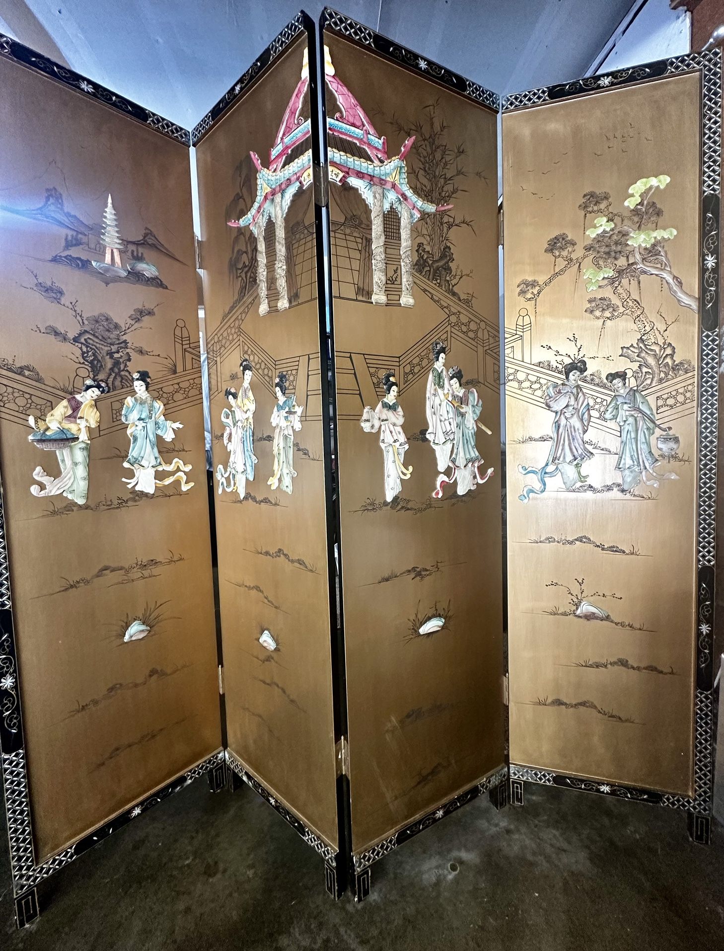 Asian Screen / Room Divider