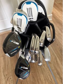 Taylormade club set with bag, like new