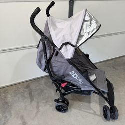 Summer 3D Lite Stroller. -35ave & Glendale