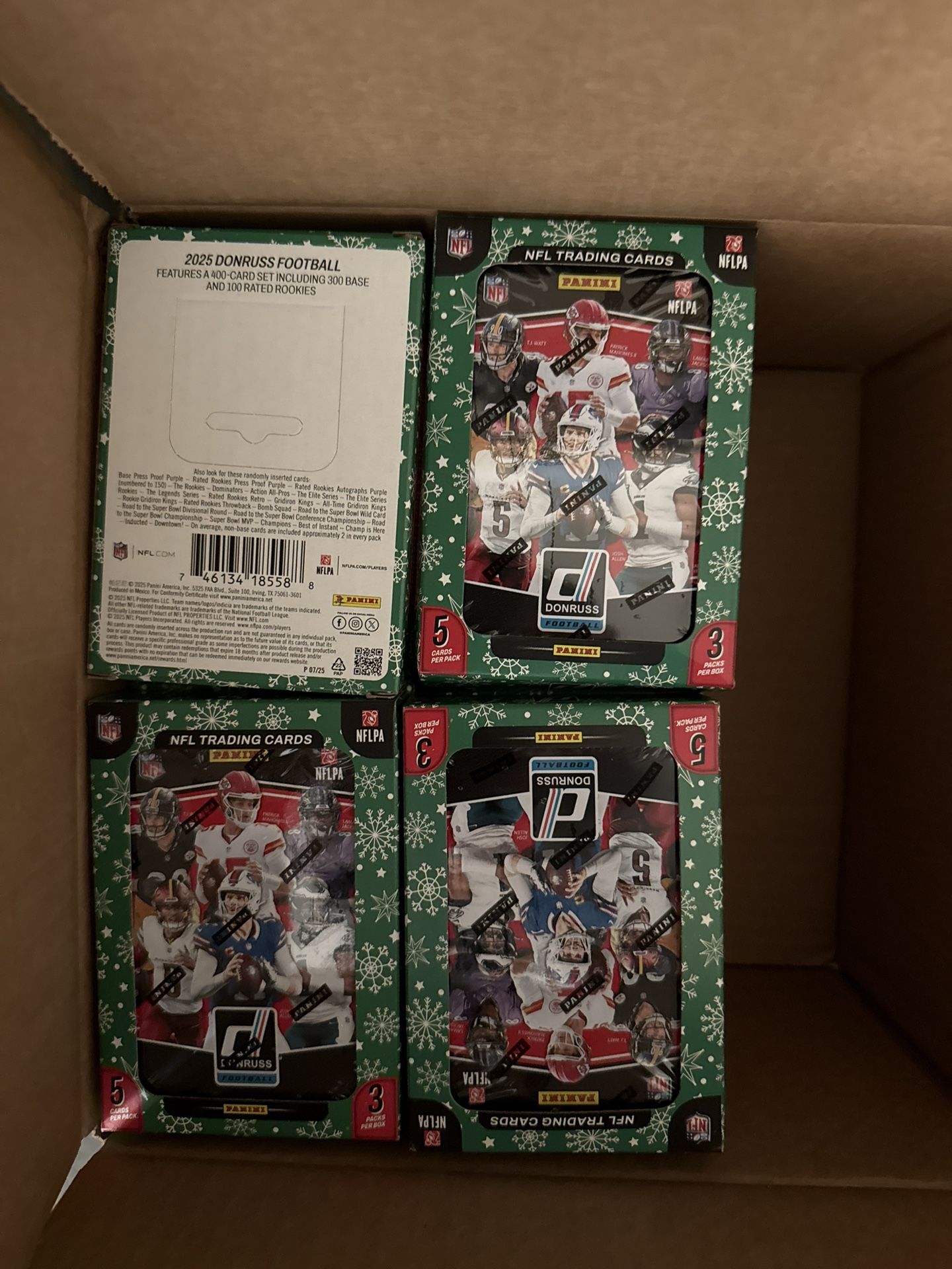 2025 Panini Holiday Donruss Tins