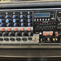 Mix Boards With Speakers 