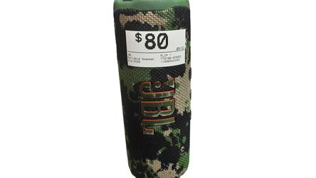 Jbl Flip 7 Camo Portable Speaker