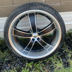 22” Rims Really Nice Set 