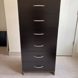 6-Drawer Dresser