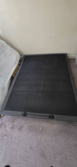 Nectar adjustable bed frame queen.