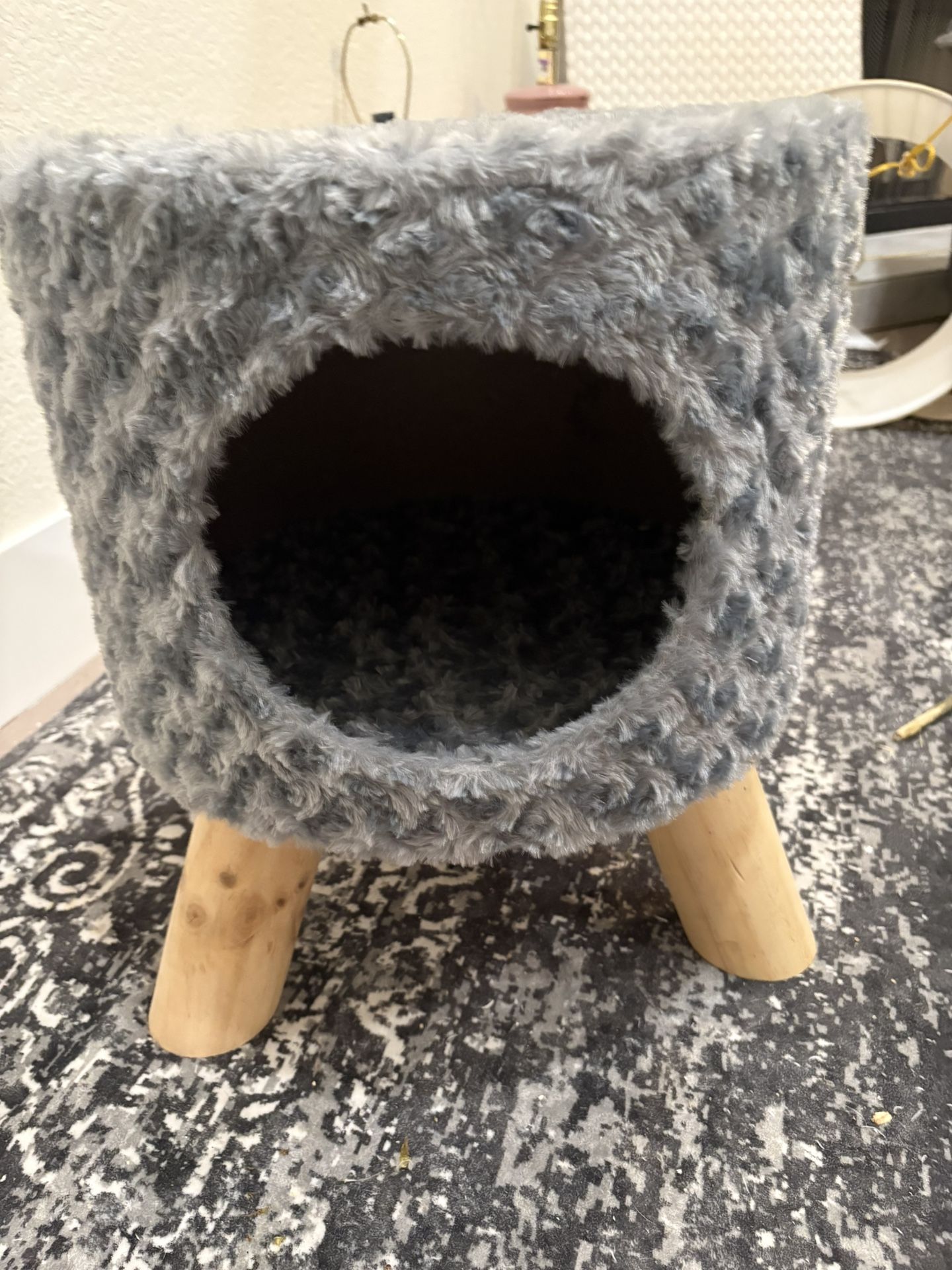 Brand New Plush Cat Hideaway with Wooden Legs – Never Used