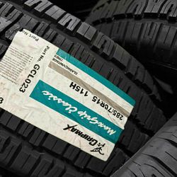 285 70 15 Set De Llantas