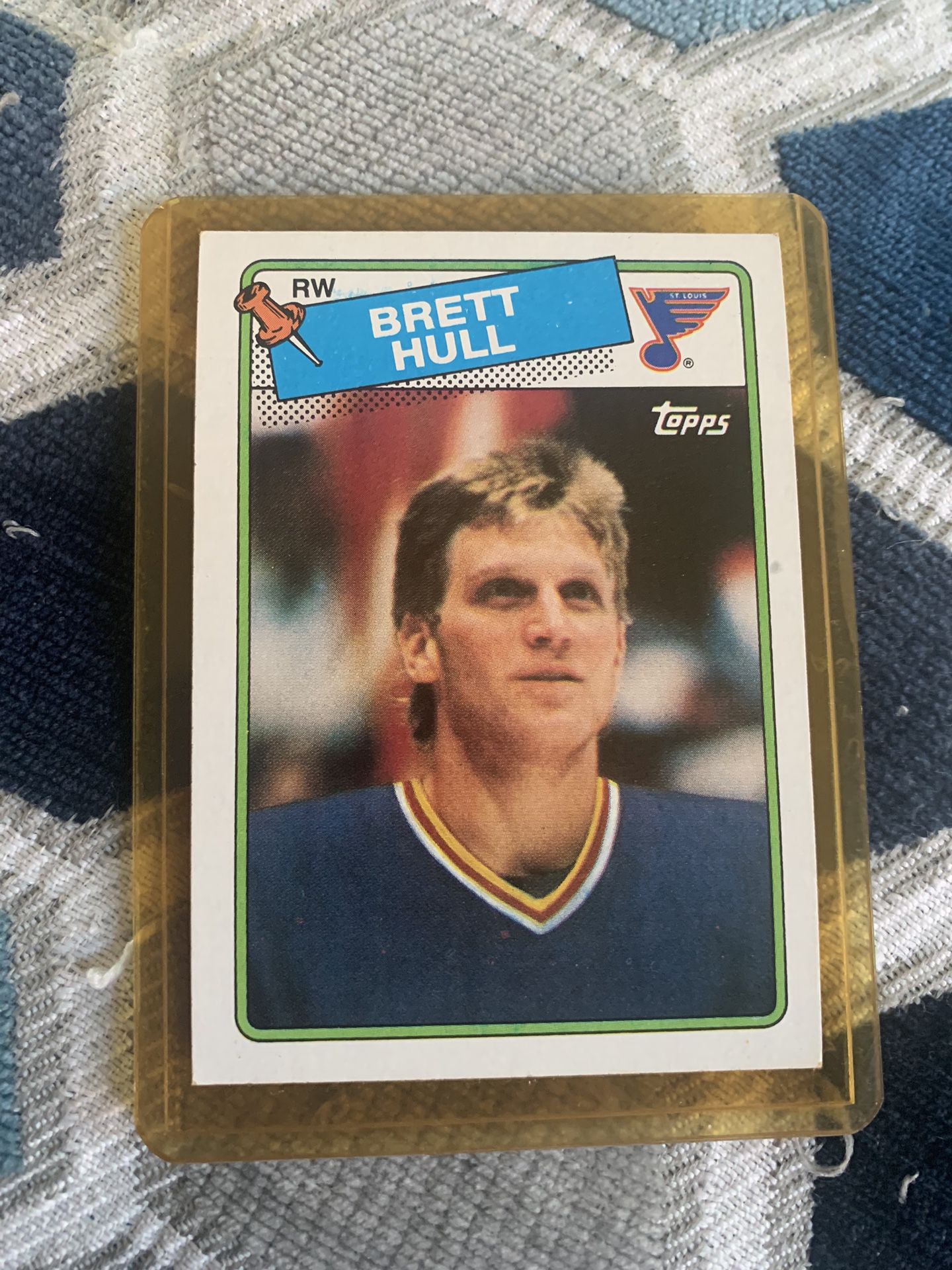 Brett Hull Topps Hockey Card