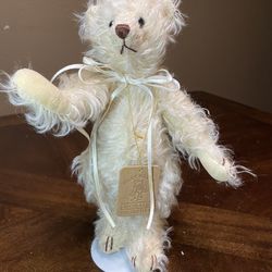 Mary Meyer Mohair Bear “Channing”