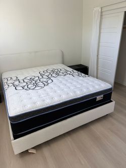King size Mattress Pillow top new